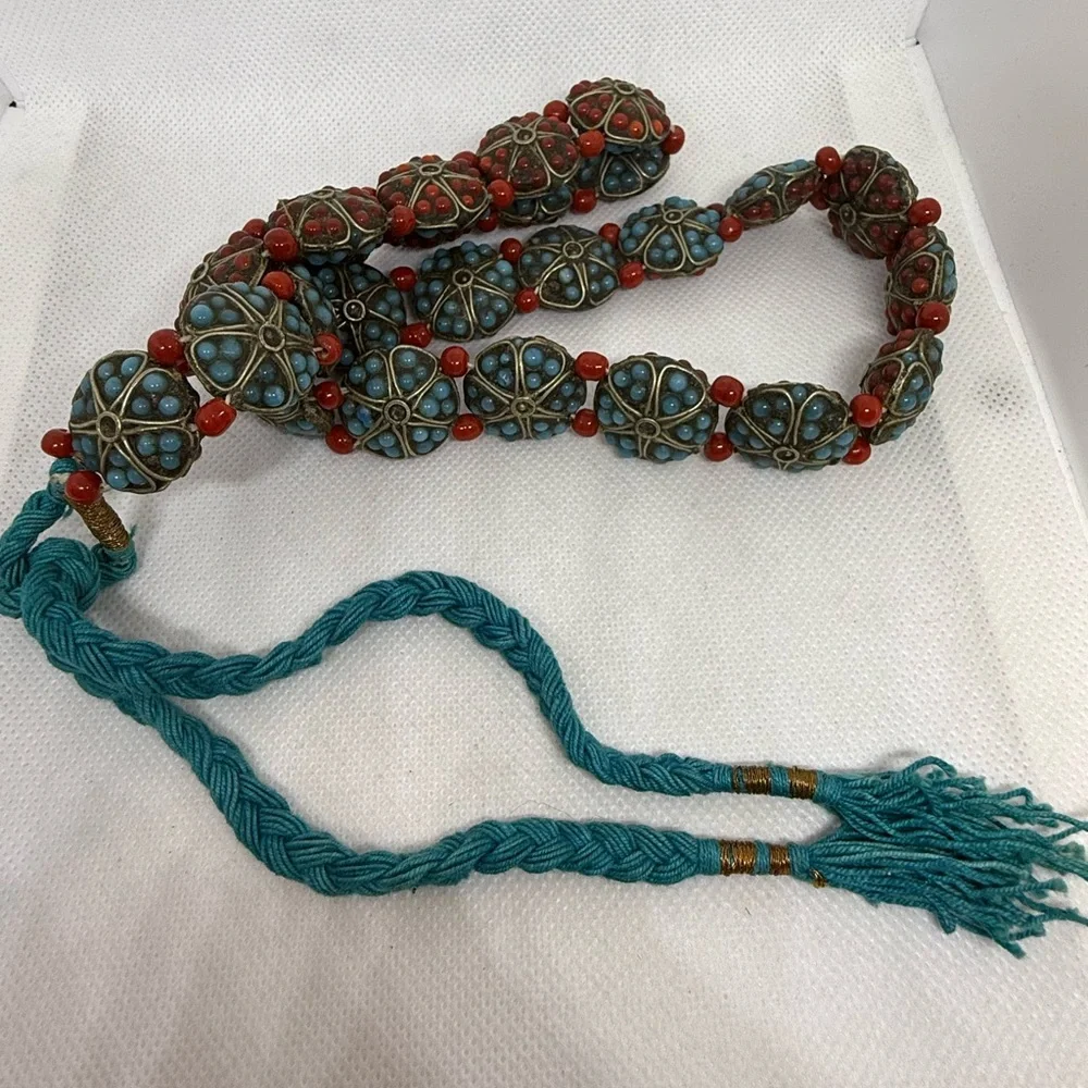 Vtg Nepalese Tibetan Red Coral & Turquoise Handmade Beaded Necklace Reversible - Picture 10 of 10